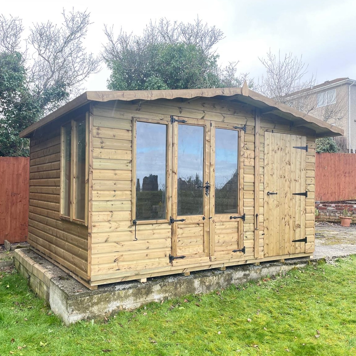 Dual summerhouse and shed